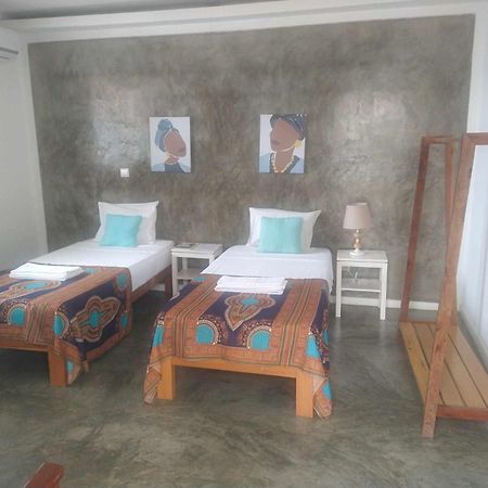 Hotel Kriola 圣多美 外观 照片